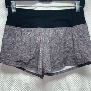 ✅ LuluLemon 🍋 Black and Gray Running Shorts
